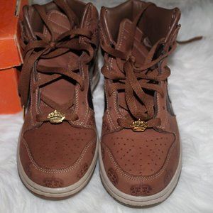 Nike Dunk High Premium Mighty Crown